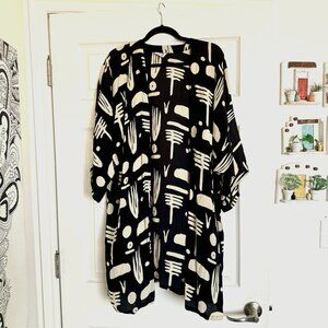 Bel Kazan Black Ledo Print Duster Kimono - OS
